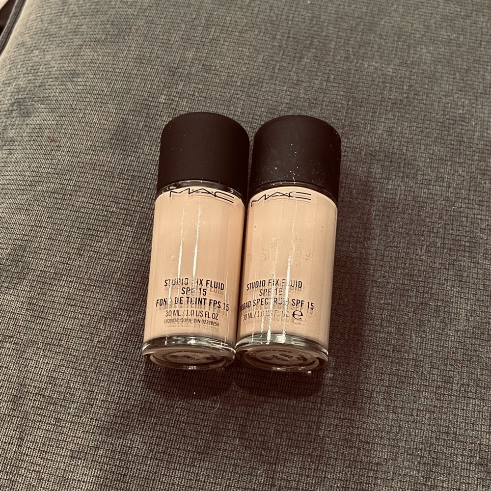 MAC Cosmetics Studio Fix Fluid Foundation SPF 15 - Tan